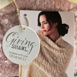 NWT Demdaco Giving Shawl